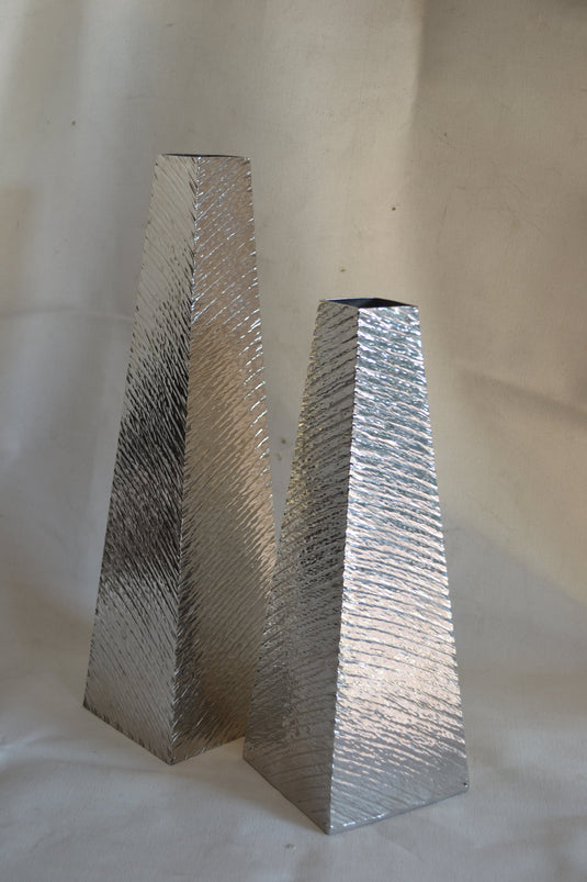 Pyramid shape flower vase in Stainless Steel